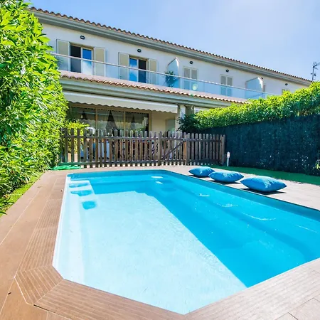 With Swimming Pool Semesterbostad Alcudia (Mallorca)